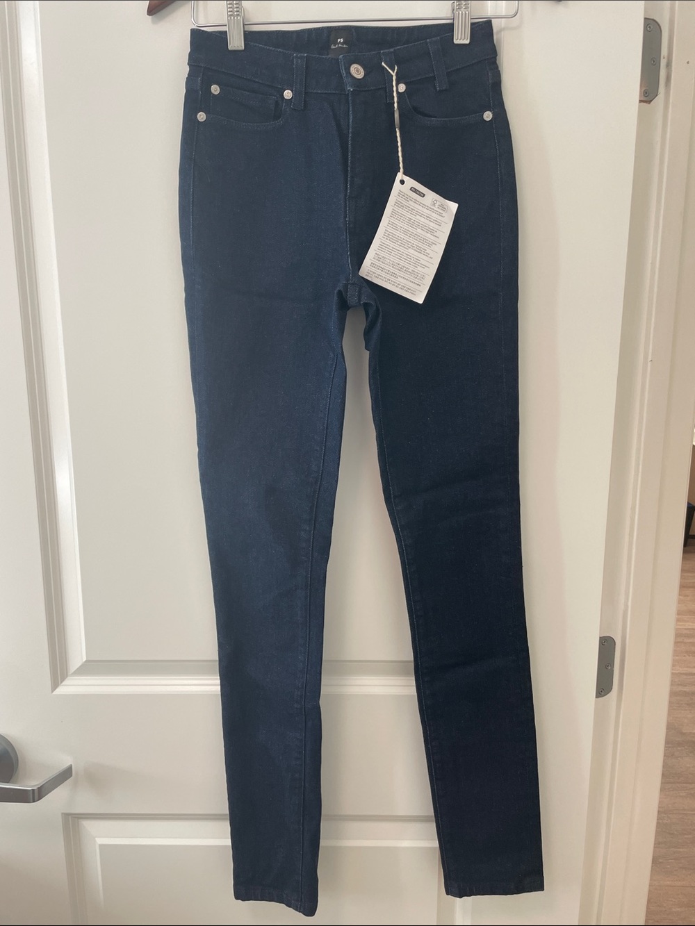 Paul Smith dark wash skinny jeans size 25. New made in Italy